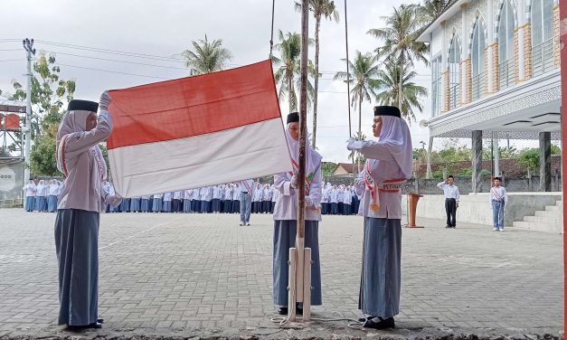 Hari Sumpah Pemuda, Momentum Peningkatan Semangat Sholat Berjama’ah