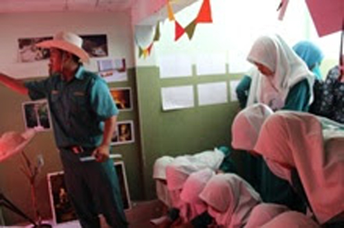 Pameran Hasil Karya Siswa Prakerin SMK DQ 2014