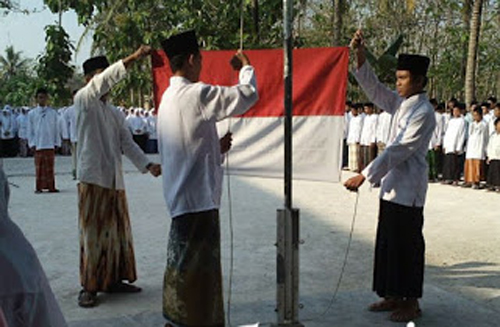 Darul Qur’an Gelar Upacara Hari Santri Nasional