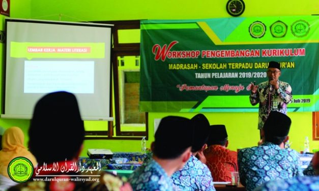 Mengawali Tahun Pelajaran Baru, MST Darul Quran Gelar Workshop
