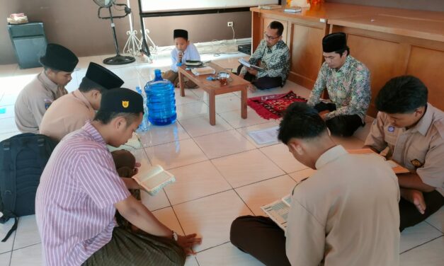 Rutin Setiap Jumat Kliwon, Santri Darul Quran Adakan Simaan Al-Quran 31 Majlis